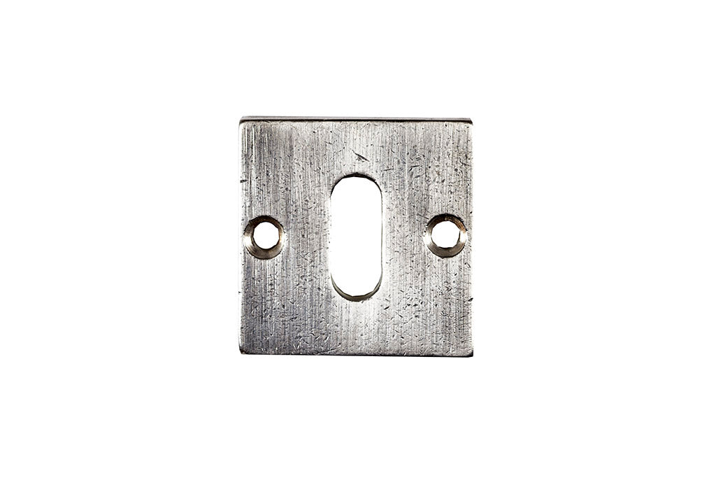 J-7023 - altsilber