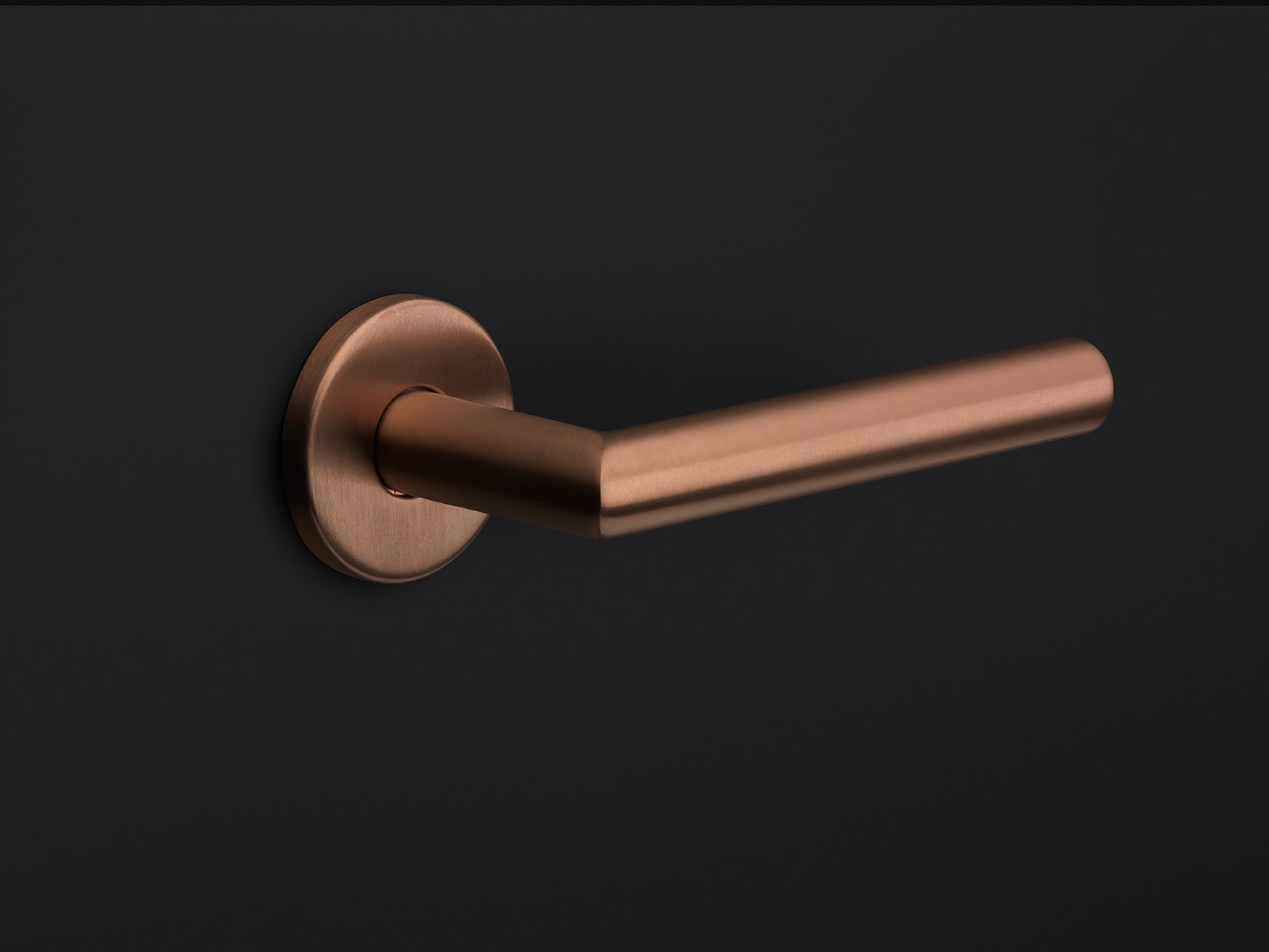 FORMANI BASICS Kollektion in Satin Copper — Hasselblad-Aufnahme